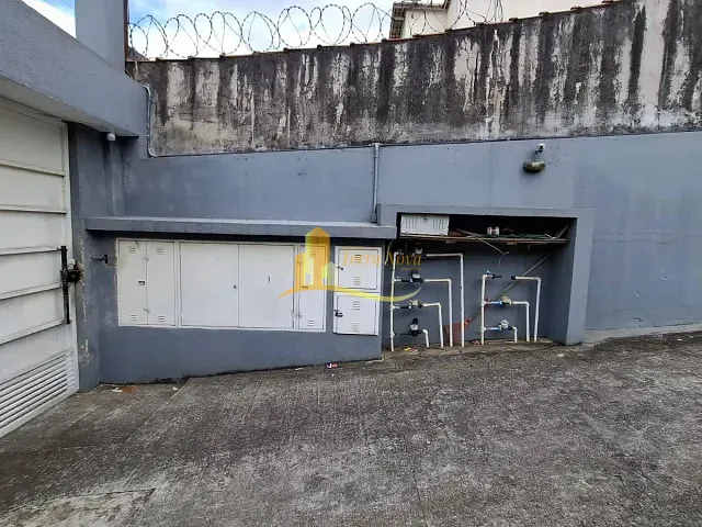 Casa 2 quartos e 1 banheiro, à venda, no bairro Vila Carmosina em São Paulo