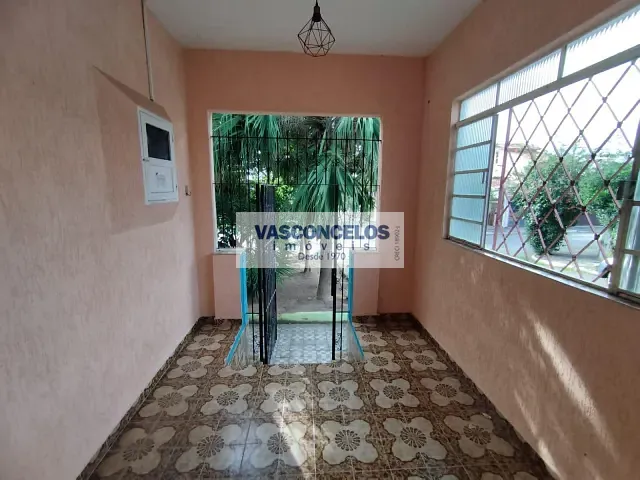 Casa com 105m² 3 quartos e 2 banheiros, para alugar, no bairro Jardim Bela Vista em São José dos Campos