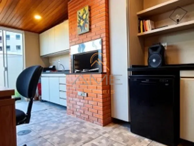 Casa 2 quartos e 2 banheiros, à venda, no bairro Areal em Pelotas
