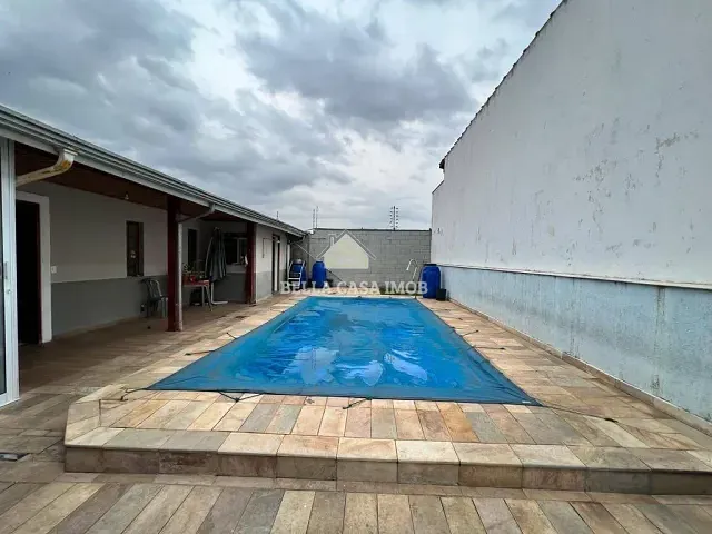Casa com 360m² 3 quartos e 1 banheiro, à venda, no bairro Jardim Ibiti do Paço em Sorocaba
