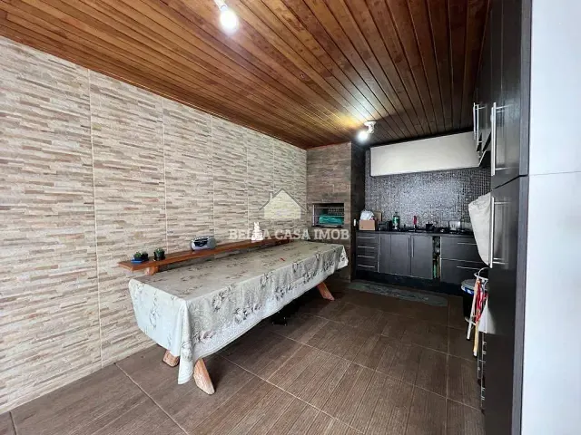Casa com 360m² 3 quartos e 1 banheiro, à venda, no bairro Jardim Ibiti do Paço em Sorocaba