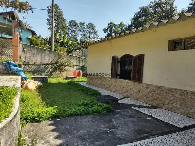 Casa com 213m² 2 quartos e 2 banheiros, à venda, no bairro Jardim Club de Campo em Santo André