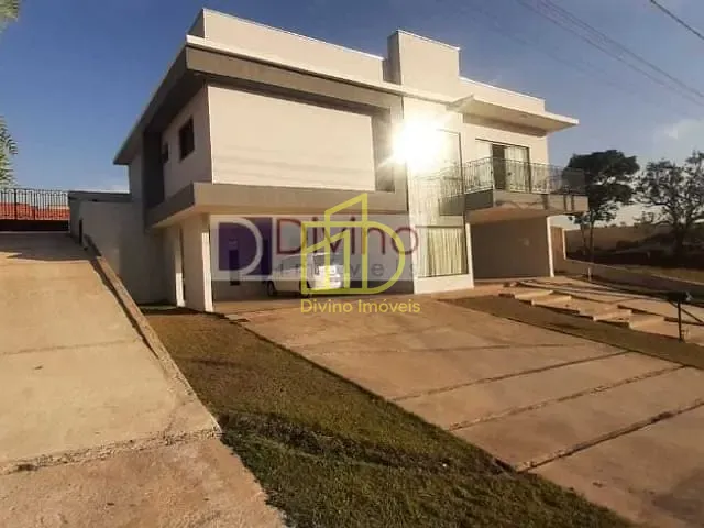 Casa com 1000m² 3 quartos e 1 banheiro, à venda, no bairro Condomínio Village Ipanema em Araçoiaba da Serra