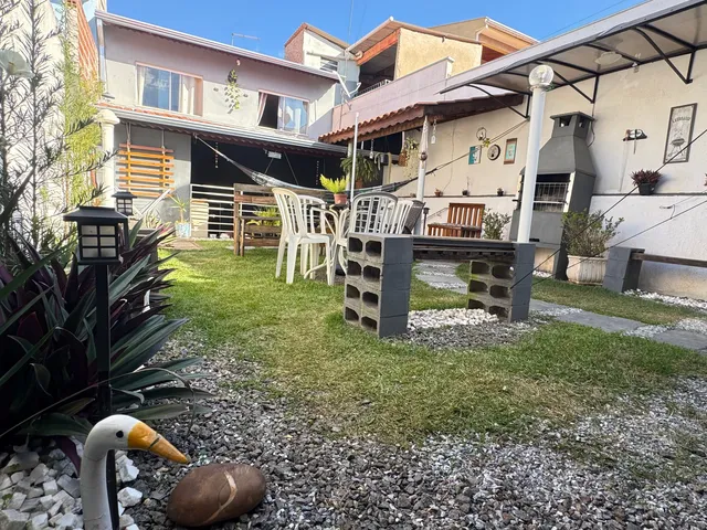 Sobrado 2 quartos e 1 banheiro, à venda, no bairro Jardim Rosa Garcia em Tatuí