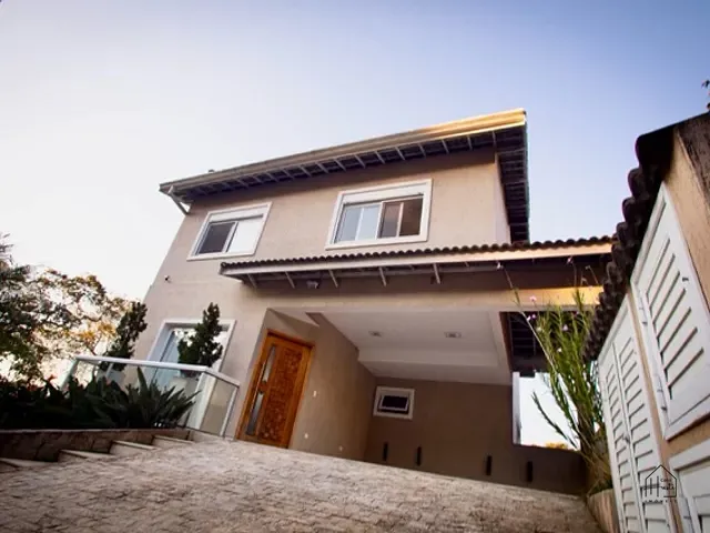 Casa com 483m² 3 quartos e 5 banheiros, à venda ou para alugar, no bairro Jardim Atalaia em Cotia