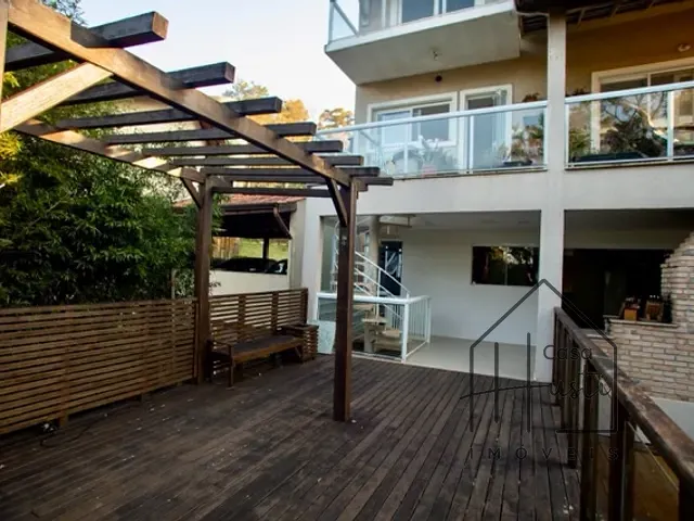 Casa com 483m² 3 quartos e 5 banheiros, à venda ou para alugar, no bairro Jardim Atalaia em Cotia