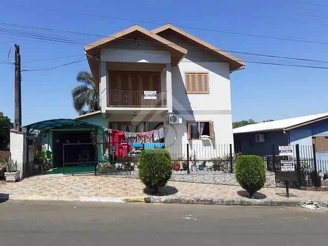 Casa com 306m² 4 quartos e 4 banheiros, à venda, no bairro Teutônia em Teutônia