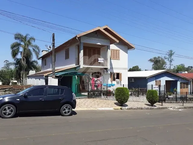 Casa com 306m² 4 quartos e 4 banheiros, à venda, no bairro Teutônia em Teutônia