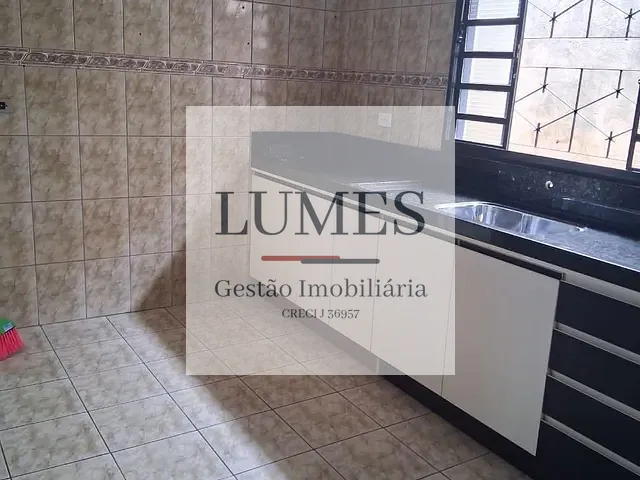 Casa 2 quartos e 2 banheiros, à venda, no bairro Jardim Esmeralda em Santa Bárbara D'Oeste