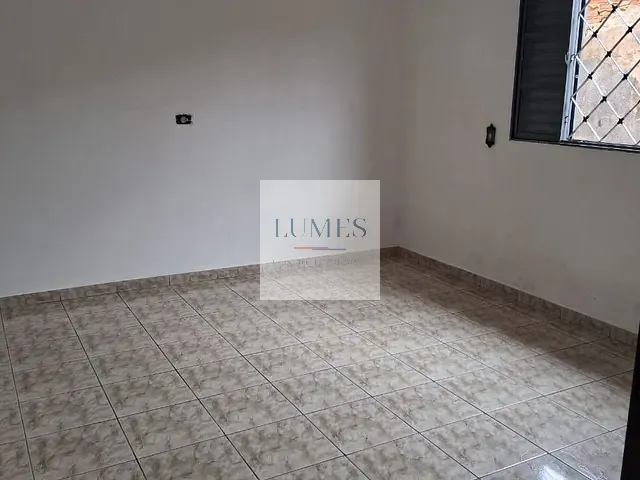 Casa 2 quartos e 2 banheiros, à venda, no bairro Jardim Esmeralda em Santa Bárbara D'Oeste