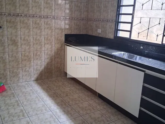 Casa 2 quartos e 2 banheiros, à venda, no bairro Jardim Esmeralda em Santa Bárbara D'Oeste