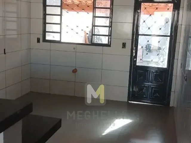 Casa com 189m² 2 quartos e 1 banheiro, à venda, no bairro Jardim Santa Luzia em Serrana