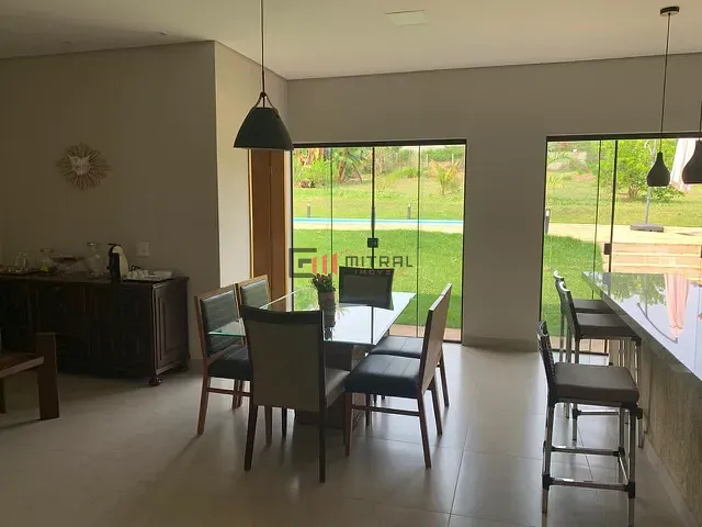 Casa 4 quartos e 4 banheiros, à venda, no bairro Estância Santa Paula em Londrina