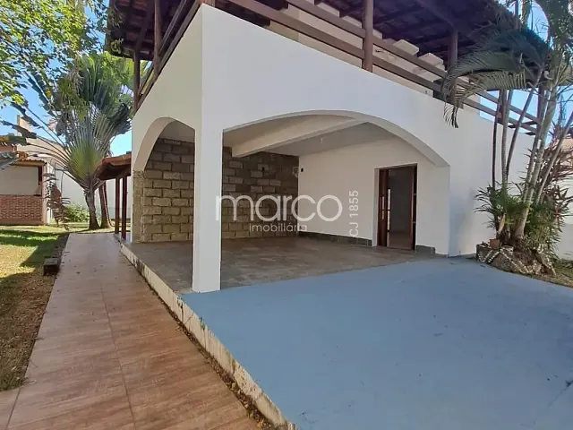Casa 4 quartos e 3 banheiros, à venda, no bairro Setor Jaó em Goiânia