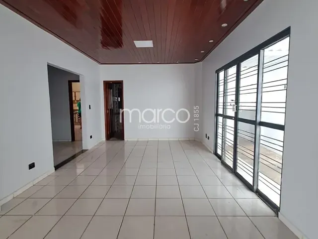 Casa 4 quartos e 3 banheiros, à venda, no bairro Setor Jaó em Goiânia
