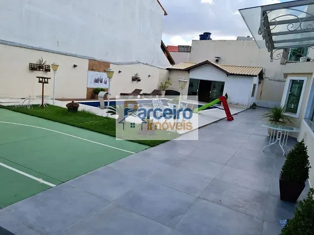 Casa com 640m² 5 quartos e 3 banheiros, à venda, no bairro Cidade Patriarca em São Paulo