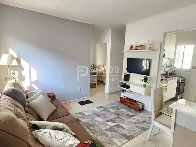 Casa 2 quartos e 1 banheiro, à venda, no bairro Fragata em Pelotas