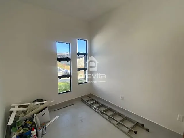 Casa 2 quartos e 2 banheiros, à venda, no bairro Areão em Taubaté