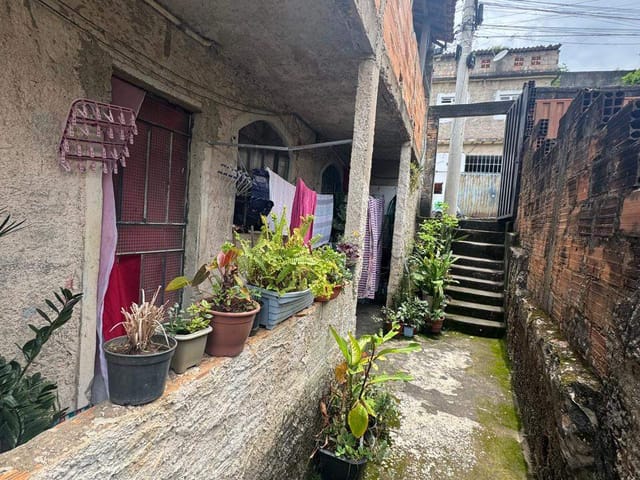 Casa 8 quartos e 6 banheiros, à venda, no bairro Ribeiro de Abreu em Belo Horizonte