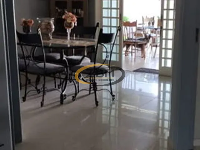 Casa com 363m² 4 quartos e 4 banheiros, à venda, no bairro Vera Cruz em Londrina
