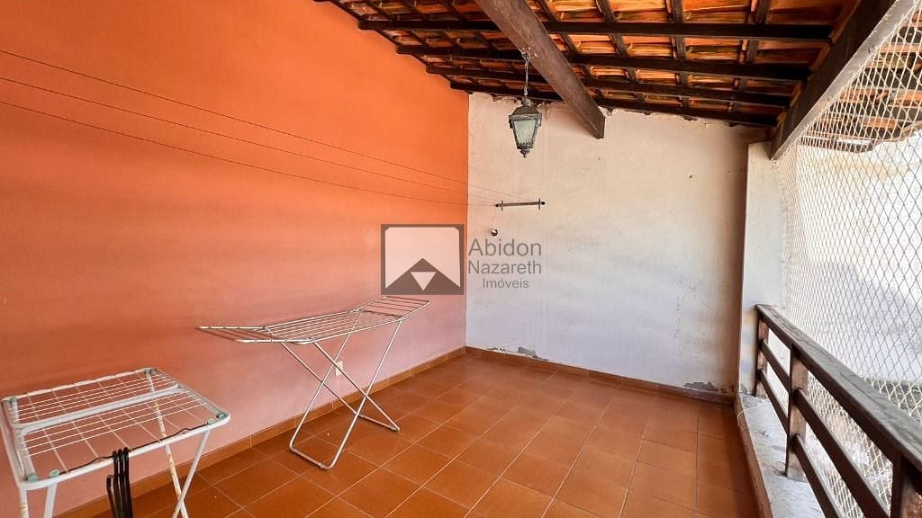 Casa à venda com 3 quartos, 400m² - Foto 56