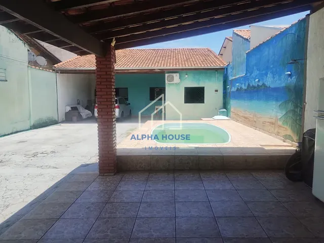 Casa com 250m² 2 quartos e 1 banheiro, à venda, no bairro Loteamento Residencial Carangola em Pindamonhangaba