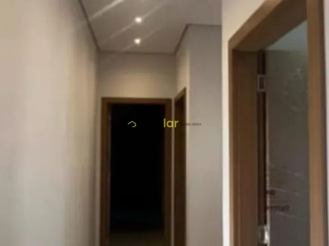 Casa com 313m² 3 quartos e 4 banheiros, à venda, no bairro Vila Santa Maria em Piratininga