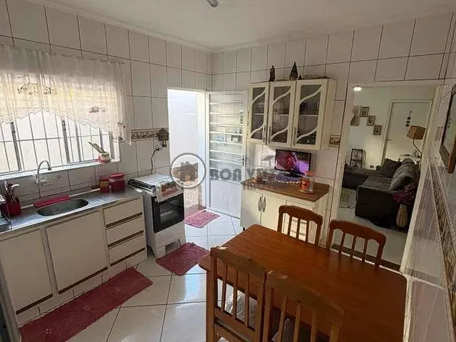 Casa com 125m² 3 quartos e 1 banheiro, à venda, no bairro Vila Amorim em Suzano