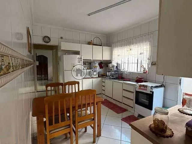Casa com 125m² 3 quartos e 1 banheiro, à venda, no bairro Vila Amorim em Suzano