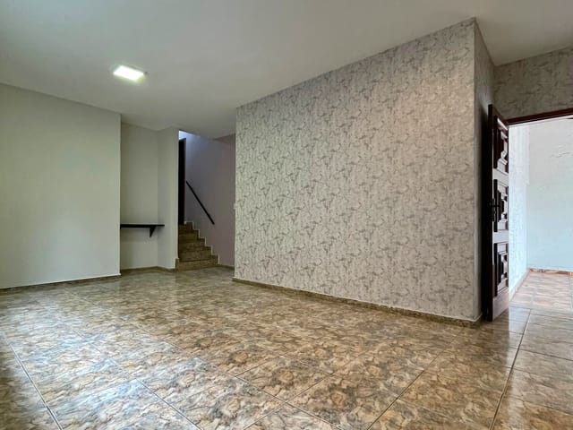 Foto do Casa - Casa com 04 quartos, suíte e 04 vagas, Bairro Planalto, Belo Horizonte, MG | Deltalar Imóveis