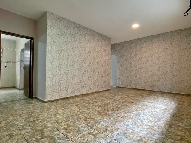 Foto do Casa - Casa com 04 quartos, suíte e 04 vagas, Bairro Planalto, Belo Horizonte, MG | Deltalar Imóveis