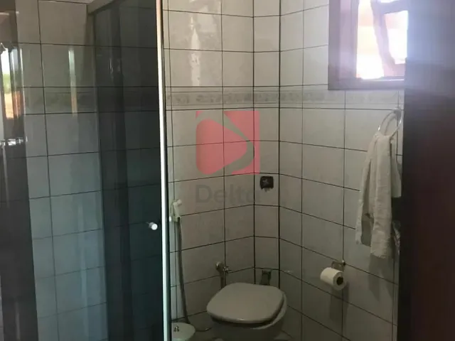 Casa 6 quartos e 2 banheiros, à venda, no bairro Jardim Cachoeira em Pirassununga