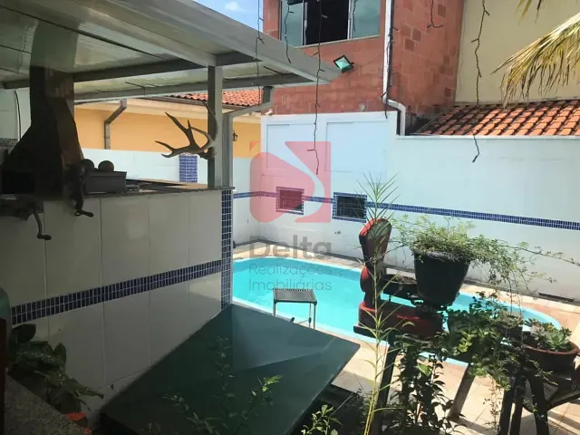 Casa 6 quartos e 2 banheiros, à venda, no bairro Jardim Cachoeira em Pirassununga