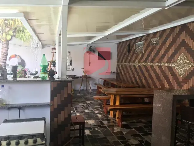Casa 6 quartos e 2 banheiros, à venda, no bairro Jardim Cachoeira em Pirassununga