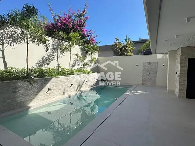 Casa com 449m² 5 quartos e 8 banheiros, à venda, no bairro Condomínio Residencial Florais dos Lagos em Cuiabá