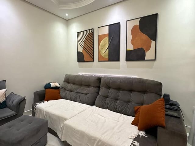 Casa com 205m² 2 quartos e 1 banheiro, à venda, no bairro Antônio Zanaga em Americana