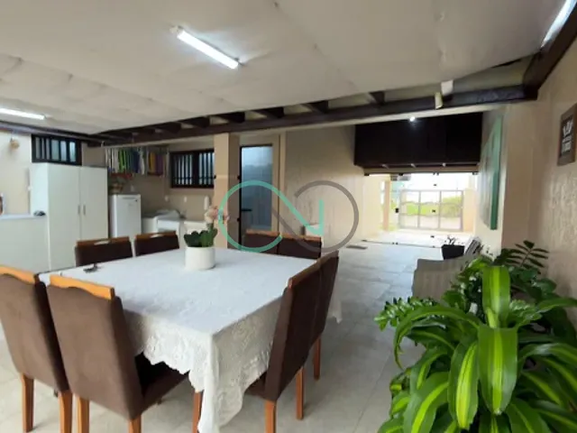 Casa com 384m² 3 quartos e 3 banheiros, à venda, no bairro Centro em Imbé