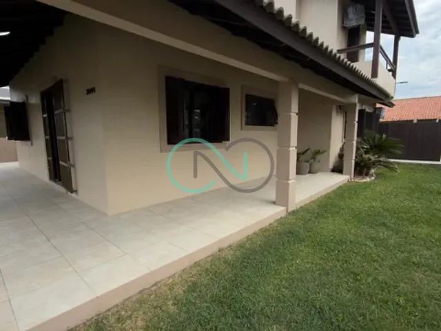 Casa com 384m² 3 quartos e 3 banheiros, à venda, no bairro Centro em Imbé
