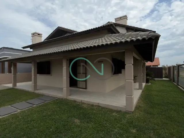 Casa com 384m² 3 quartos e 3 banheiros, à venda, no bairro Centro em Imbé