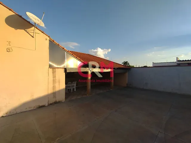 Casa com 390m² 2 quartos e 1 banheiro, à venda, no bairro Conjunto Residencial Ipiranga em Taquaritinga