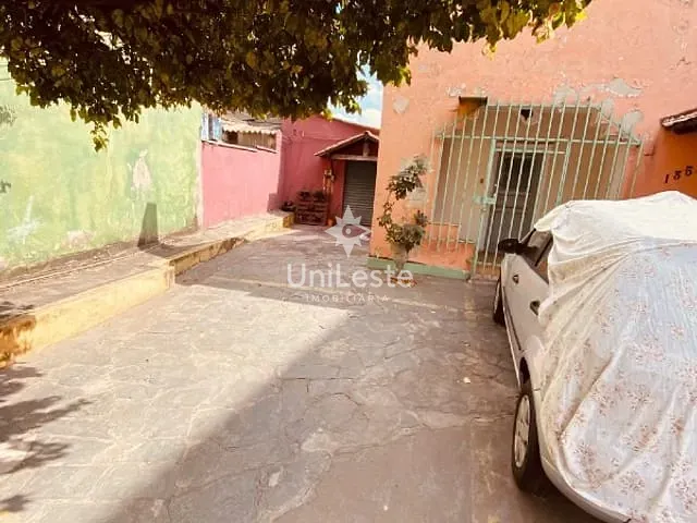 Terreno com 420m², à venda, no bairro Santa Efigênia em Belo Horizonte