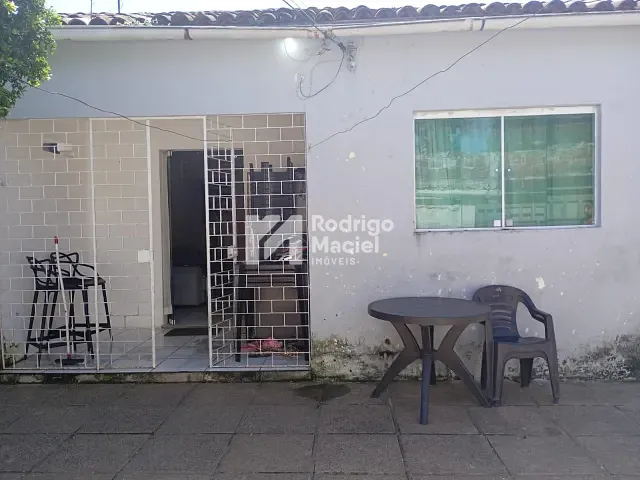 Casa 1 quarto e 1 banheiro, para alugar, no bairro Engenho do Meio em Recife