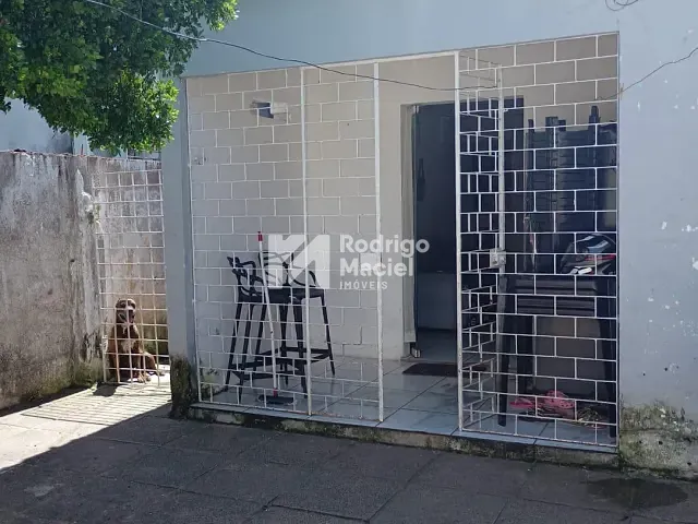 Casa 1 quarto e 1 banheiro, para alugar, no bairro Engenho do Meio em Recife