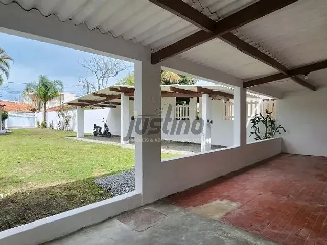 Casa com 435m² 2 quartos e 1 banheiro, à venda, no bairro Praia dos Sonhos em Itanhaém