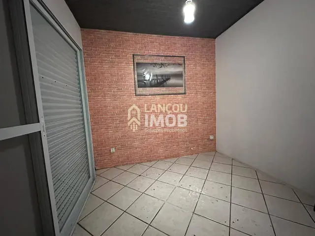 Casa para alugar, no bairro Anhangabaú em Jundiaí