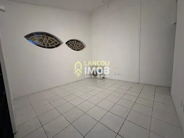 Casa para alugar, no bairro Anhangabaú em Jundiaí