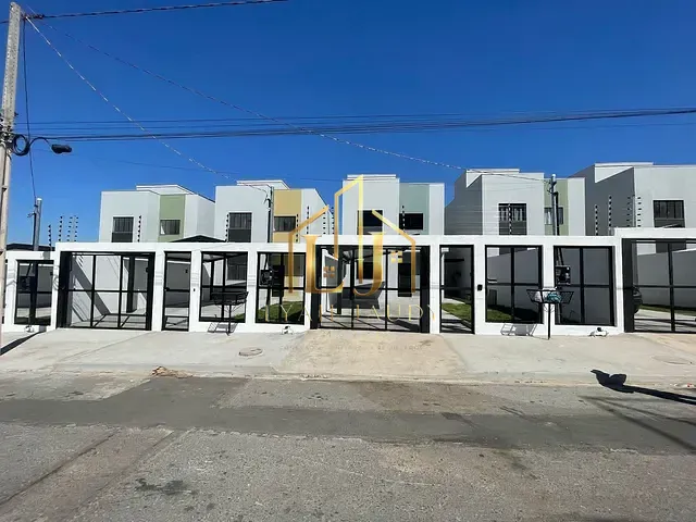 Casa com 250m² 3 quartos e 2 banheiros, para alugar, no bairro Jardim Tropical em Cuiabá