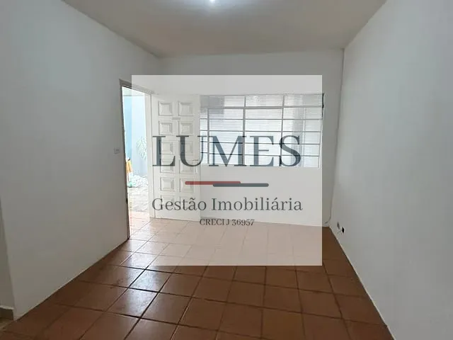 Casa 2 quartos e 1 banheiro, para alugar, no bairro Parque Residencial Jacyra 3ª Parte em Santa Bárbara D'Oeste