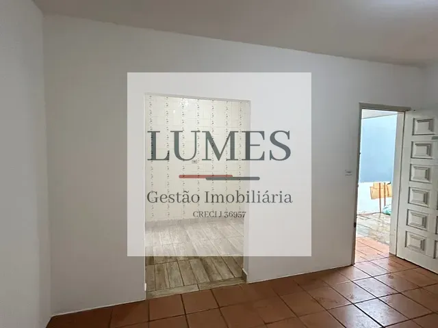 Casa 2 quartos e 1 banheiro, para alugar, no bairro Parque Residencial Jacyra 3ª Parte em Santa Bárbara D'Oeste