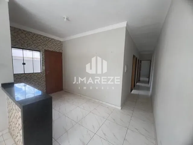 Casa com 155m² 3 quartos e 1 banheiro, à venda, no bairro Núcleo Habitacional Papa João Paulo I em Apucarana